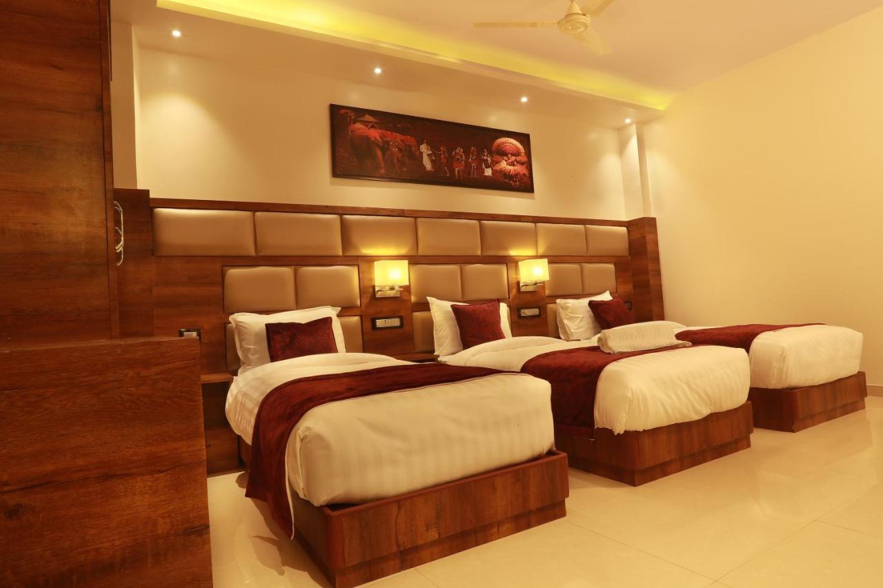 Aura One Hotel Коччи Экстерьер фото