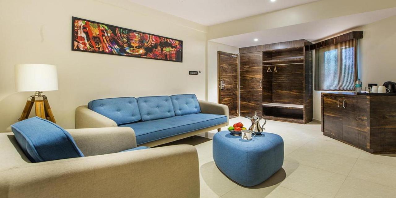 Aura One Hotel Коччи Экстерьер фото